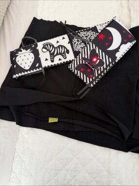 Boba Black Babywearing Wrap with Monochrome Patterned Book